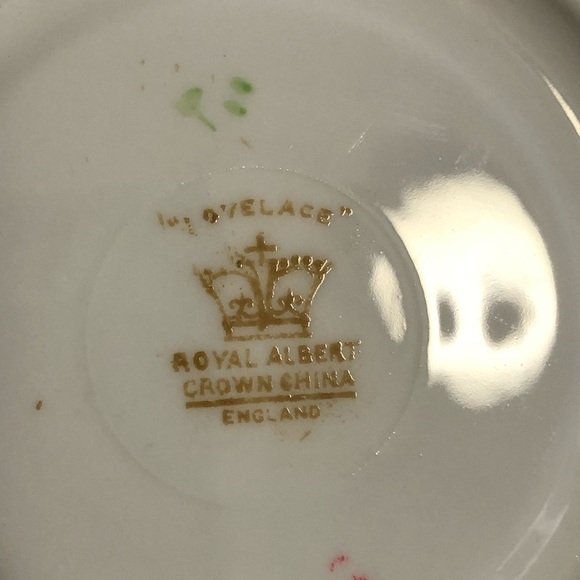 Vintage Royal Albert Crown China “Lovelace” Teacup & Saucer 1930c - Picture 6 of 8